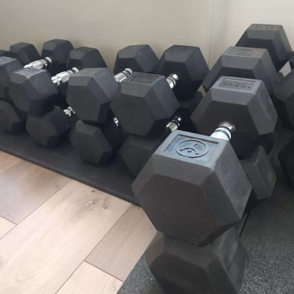 Studio Audentes a Bareggio è uno studio di Personal Training specializzato in Powerlifting, Allenamento Femminile e Functional Body Building.